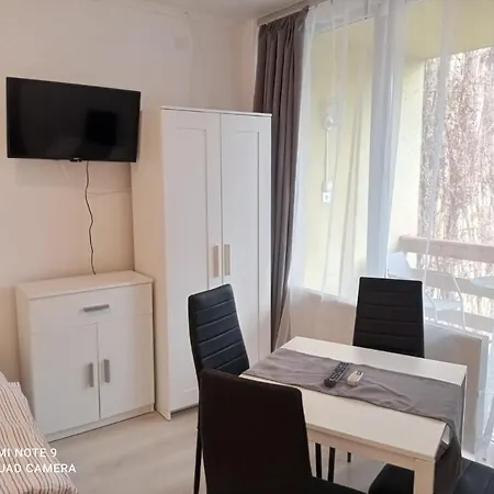 Tavaszhaz Apartment