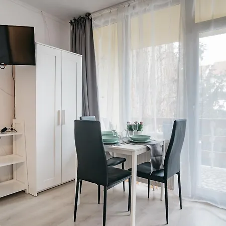 Apartment Tavaszhaz *