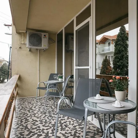 Tavaszhaz *